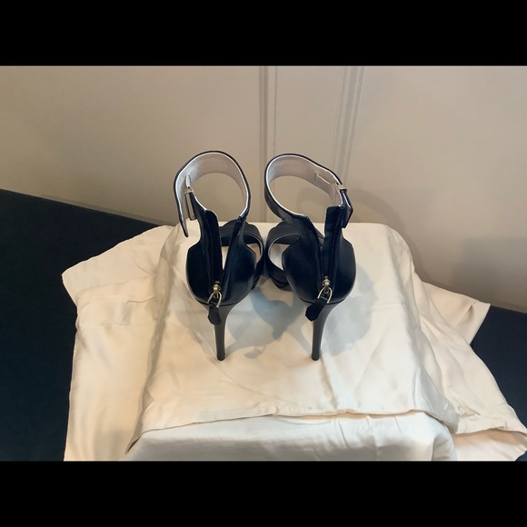 Sandal - Picture 4 of 4